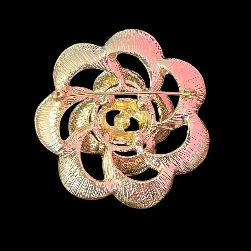 Gorgeous Large Rhinestone Flower Gold Tone Brooch